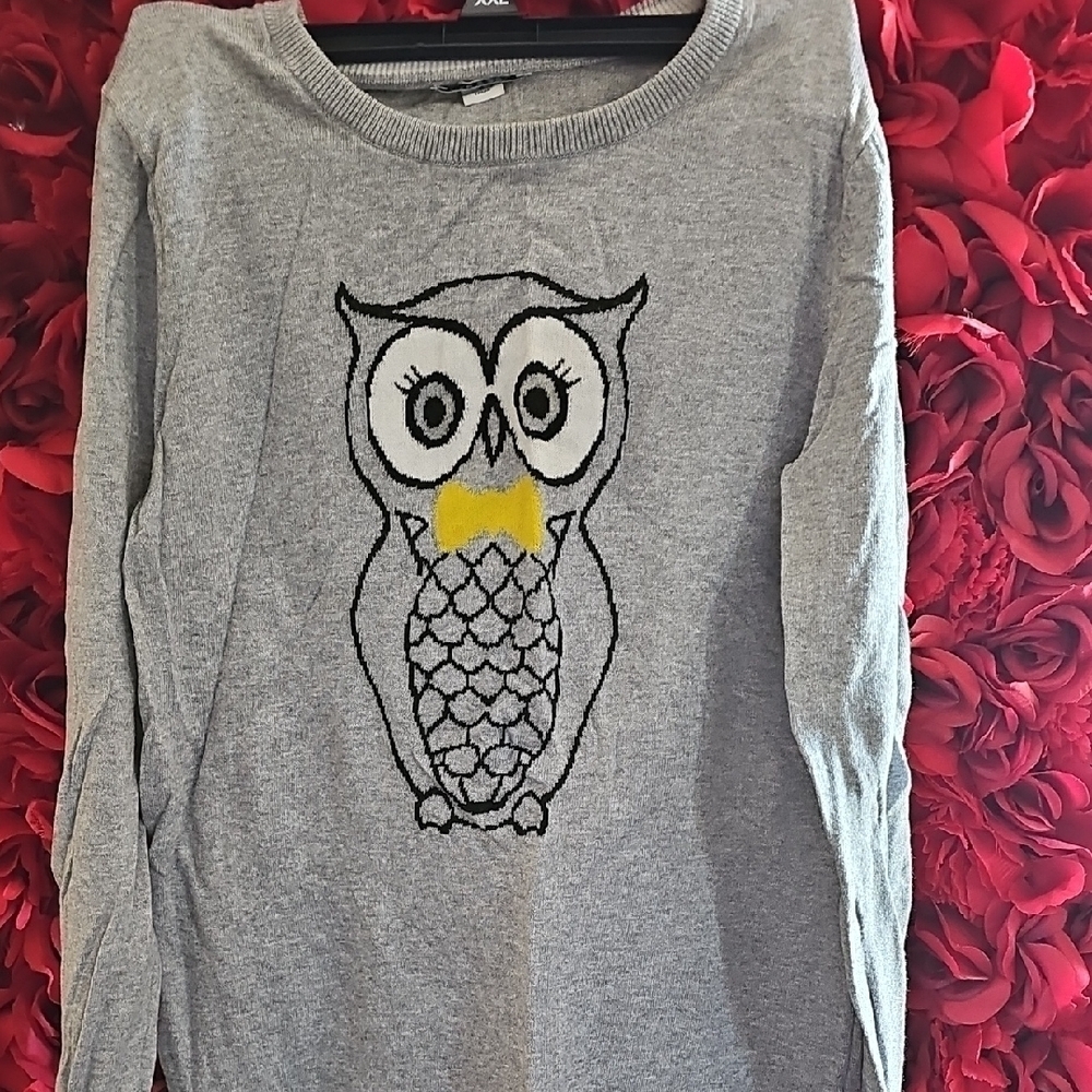 Old Navy Gray Owl Girls Sweater Size Medium